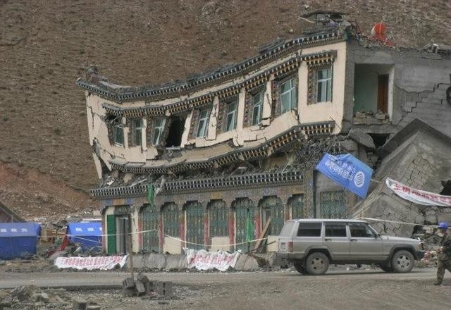 地震频发是什么原因造成的，我国有哪些城市不会发生地震