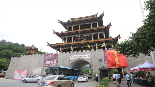 观音山门票多少钱一张（东莞旅游景点樟木头观音山森林公园）