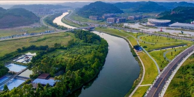 遂宁死海旅游攻略（四川遂宁大英县自驾游十大景点）