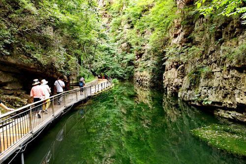 京东大峡谷门票多少（北京一峡谷景区走红适合自驾）