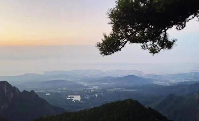 庐山旅游攻略门票价格（8月探秘庐山真实经历）