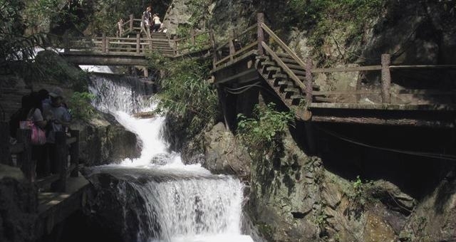 盘龙峡旅游攻略（广东肇庆旅游景点推荐）