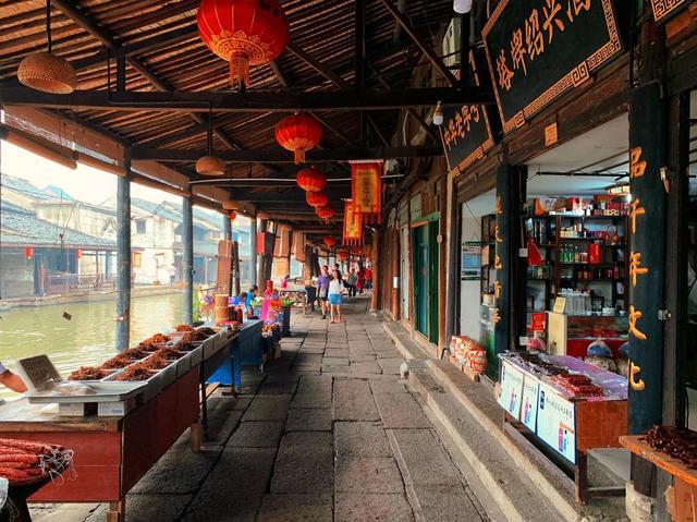 绍兴旅游景点哪里好玩（绍兴十大必游景点）