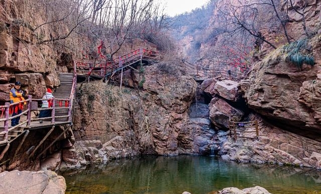 伏羲山大峡谷景区（郑州最近的天然大峡谷）