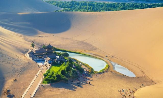 甘肃旅游景点大全（盘点甘肃最美的10个风景）