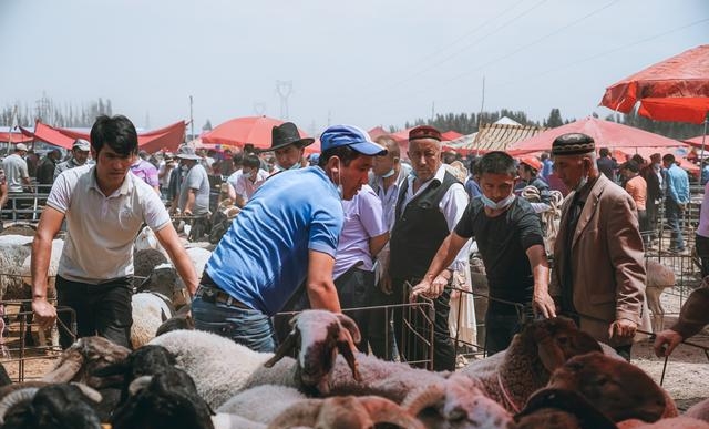 喀什旅游景点大全(中国最西部的城市新疆喀什)