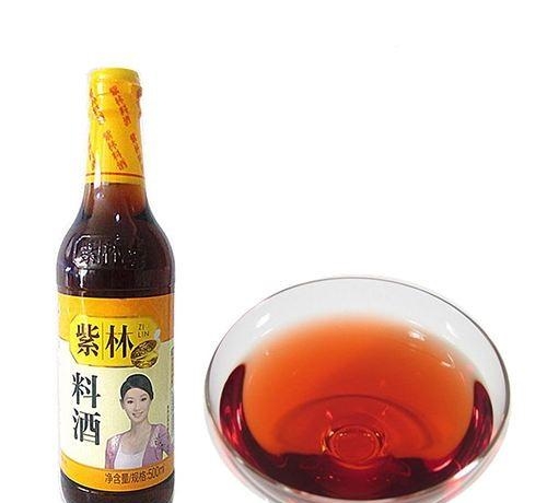 料酒什么时候下锅合适(炒菜时放料酒的最佳时间)