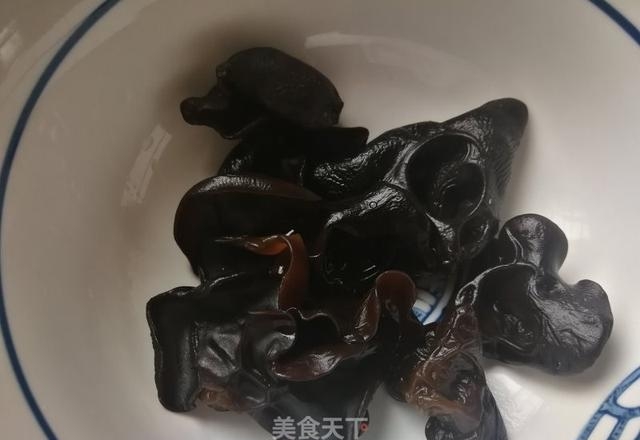 虾滑怎么做好吃又简单（虾滑这个做法真的绝了）