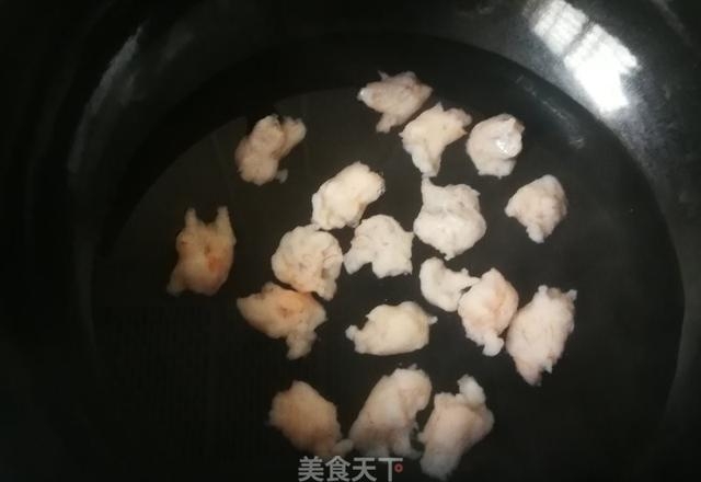 虾滑怎么做好吃又简单（虾滑这个做法真的绝了）